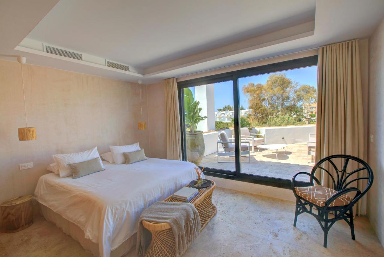 Villa Mas Tranquila - A Stylish Villa With Pool 150 M From The Beach Conil De La Frontera Exterior photo